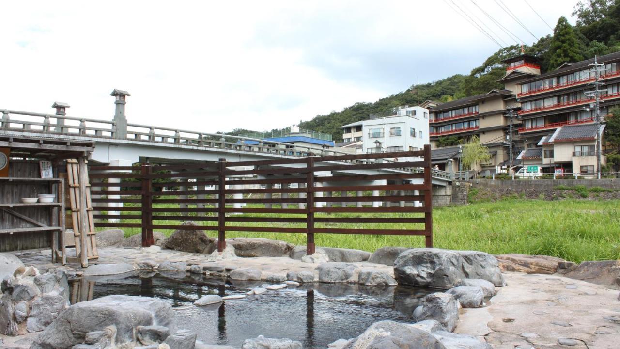 万翆楼旅馆 4*